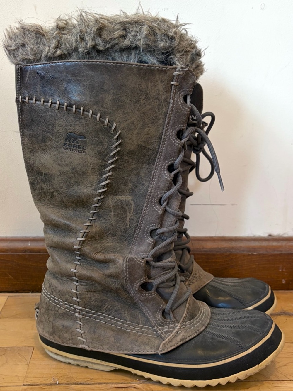 SOREL Cate The Great Grey Leather Knee High Waterproof Winter Snow Boots Sz 8